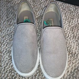 Steve Madden slide on sneakers